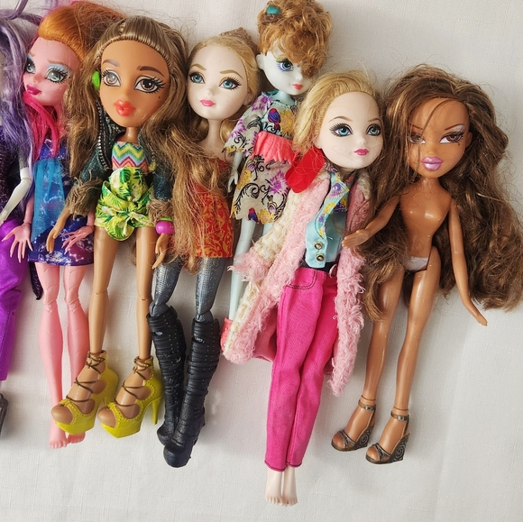 Mattel Monster High Huge Lot (24) Dolls Lot RARE limited edition 2008 and up Clo - Picture 7 of 16